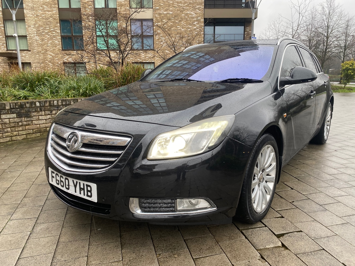 Used Vauxhall Insignia 2010 for sale - 77421220: Photo 3