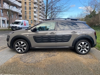 Used Citroen C4 Cactus 2017 for sale - 77432265: Photo