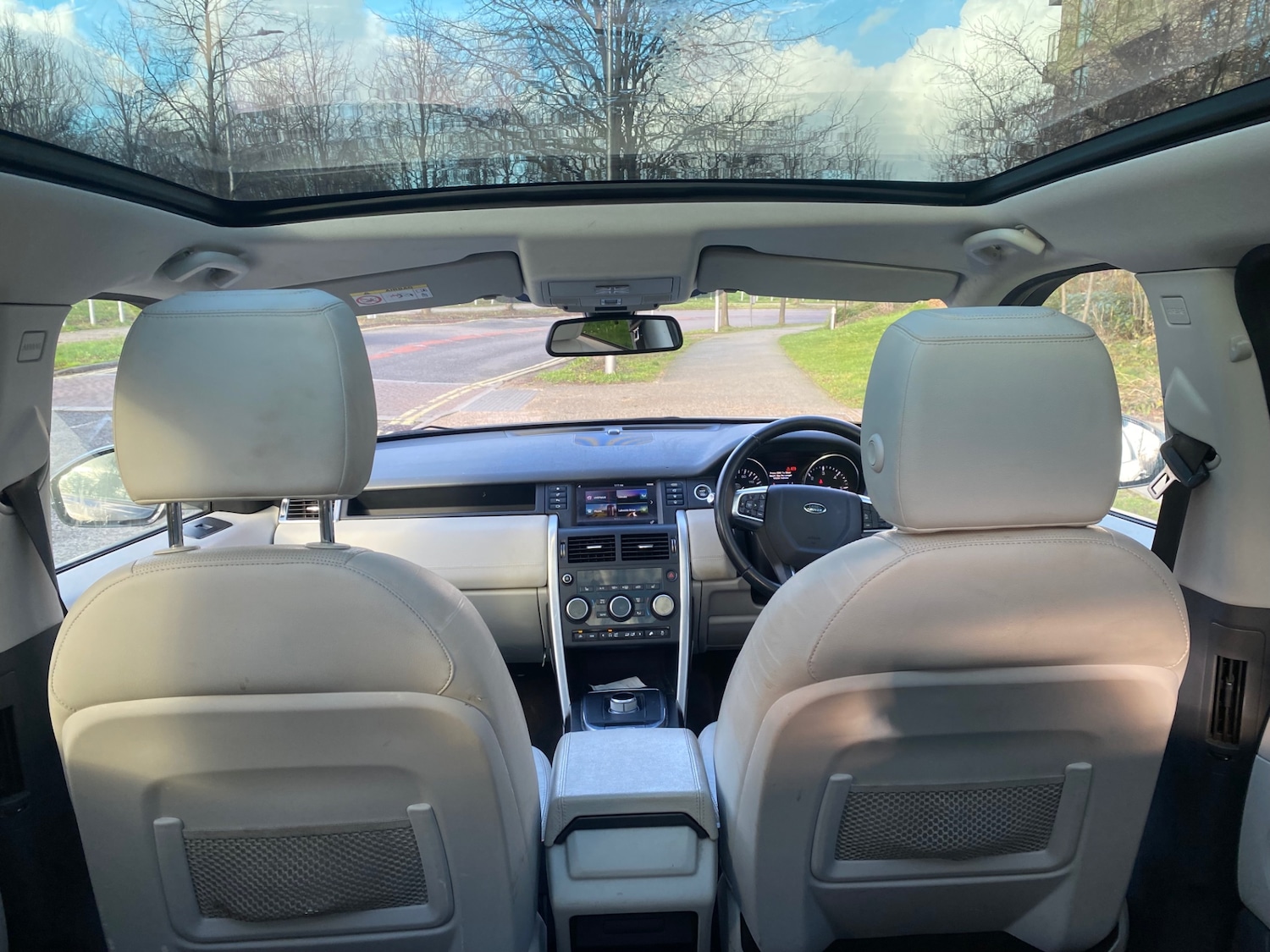 Used Land Rover Discovery Sport 2016 for sale - 76895014: Photo 11