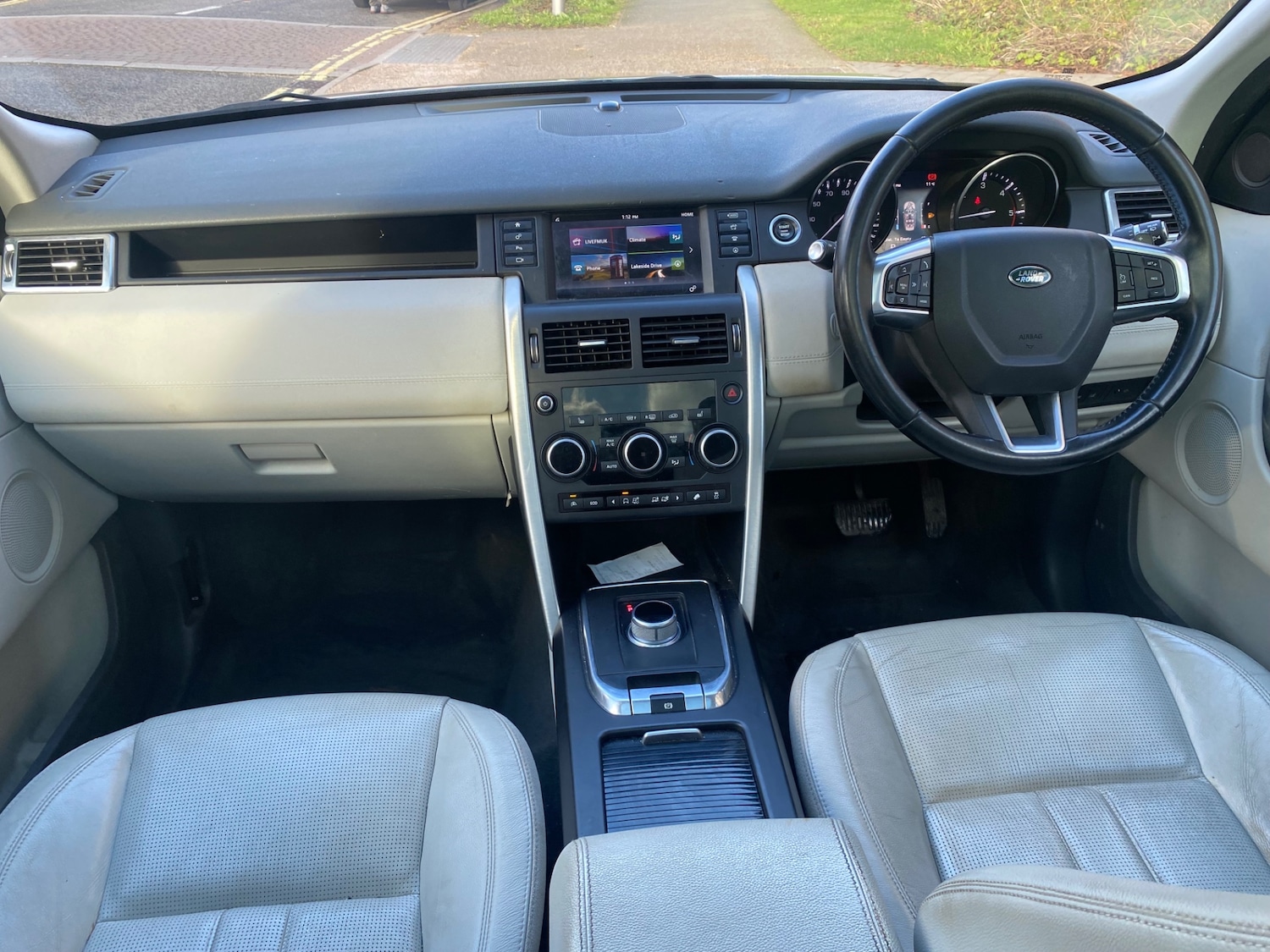 Used Land Rover Discovery Sport 2016 for sale - 76895014: Photo 13