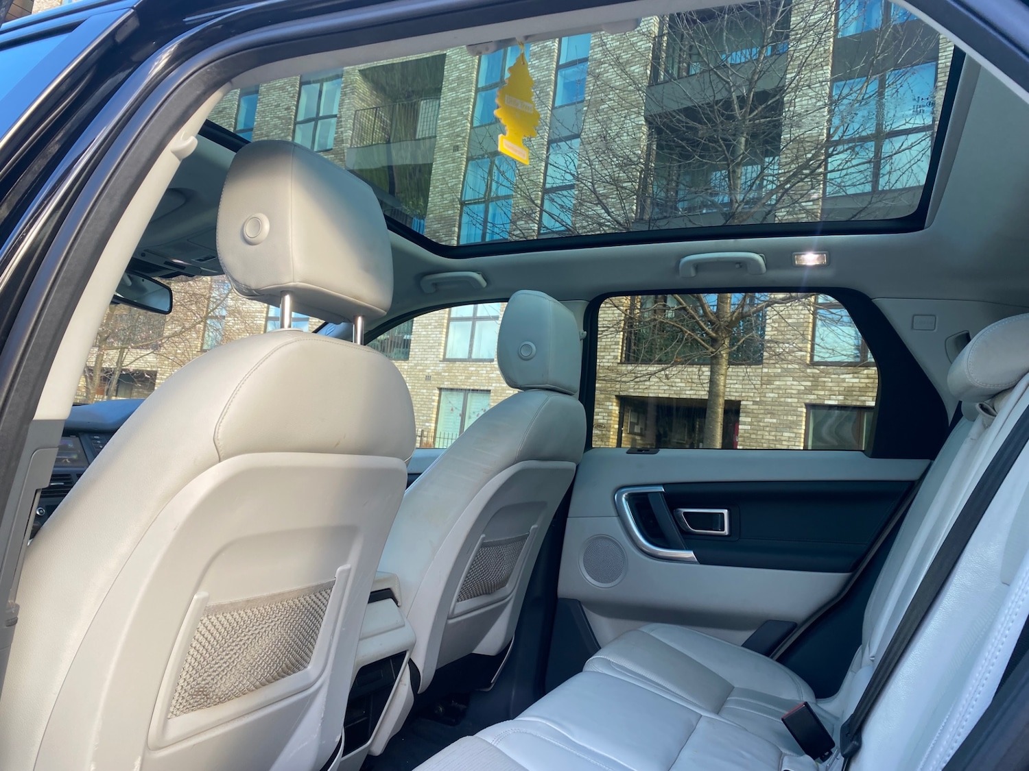 Used Land Rover Discovery Sport 2016 for sale - 76895014: Photo 14