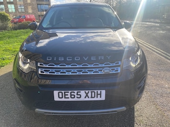 Land Rover Discovery Sport feature image