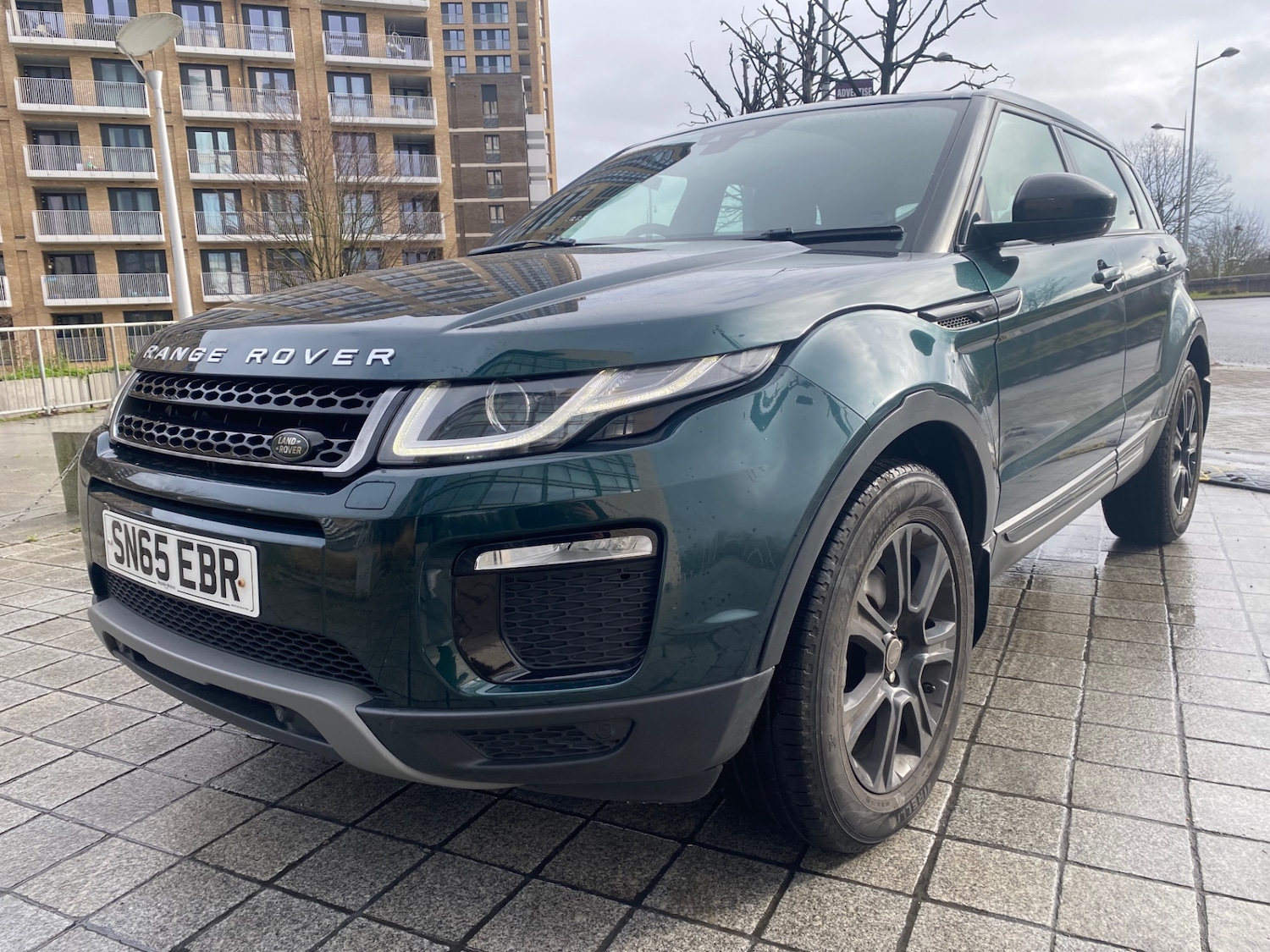Used Land Rover Range Rover Evoque 2015 for sale - 77460850: Photo 2