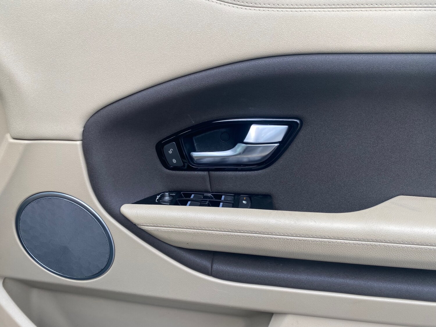 Used Land Rover Range Rover Evoque 2015 for sale - 77460850: Photo 20