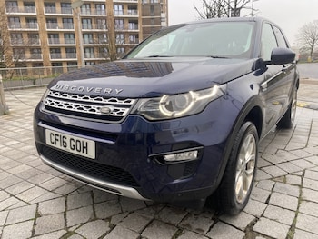 Used Land Rover Discovery Sport 2016 for sale - 77517234: Photo