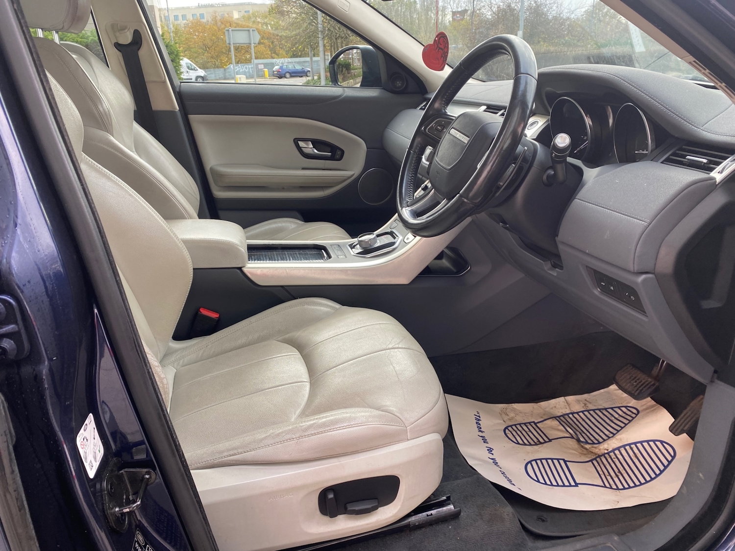 Used Land Rover Range Rover Evoque 2016 for sale - 76612200: Photo 13