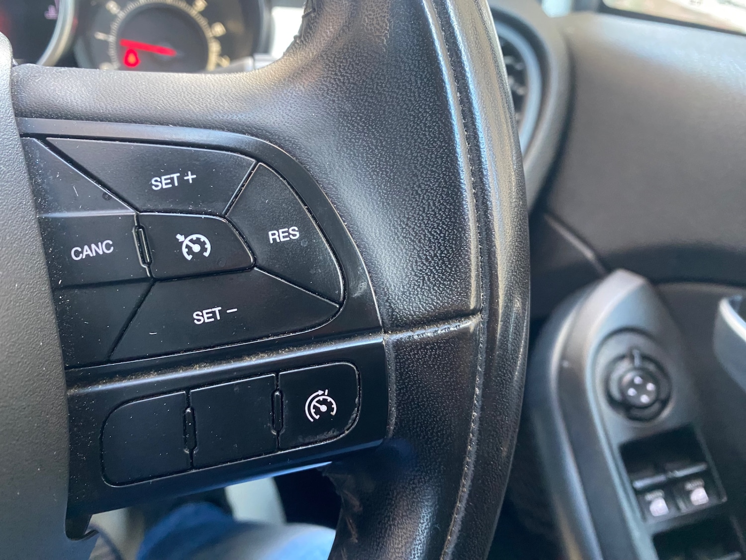 Used Fiat 500X 2016 for sale - 76673179: Photo 25