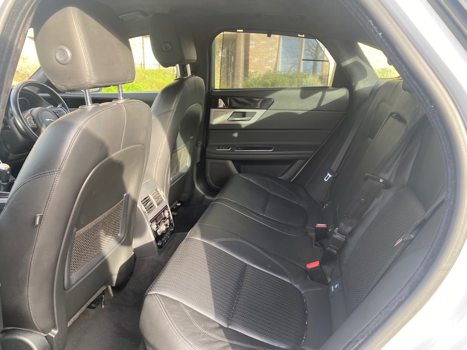 Used Jaguar XF 2015 for sale - 77367248: Photo 9