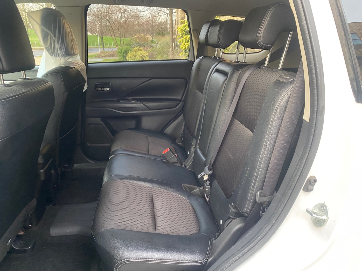 Used Mitsubishi Outlander 2015 for sale - 77118474: Photo 12