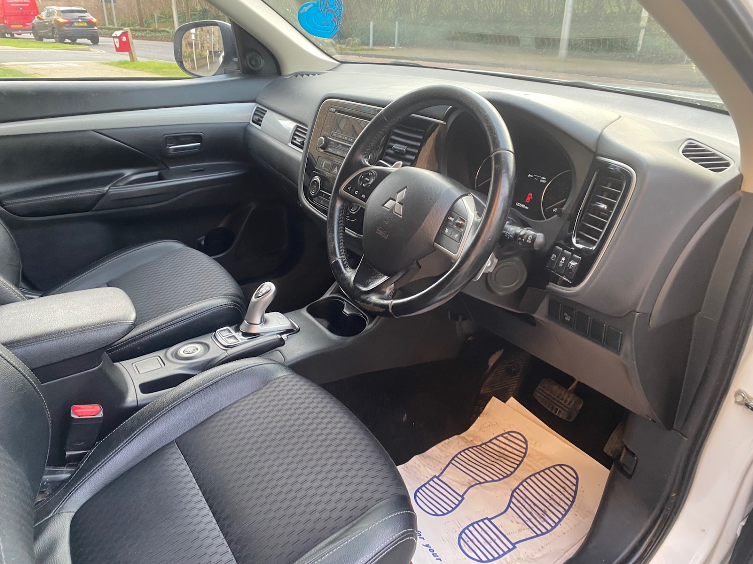 Used Mitsubishi Outlander 2015 for sale - 77118474: Photo 18