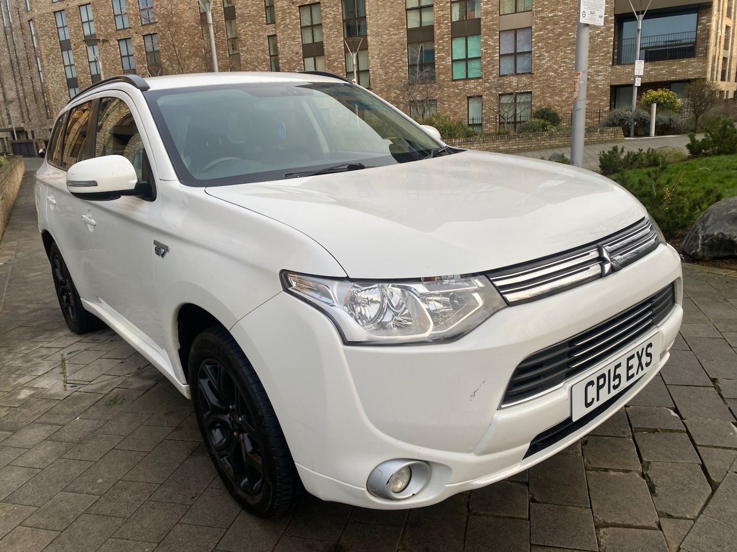 Used Mitsubishi Outlander 2015 for sale - 77118474: Photo 3