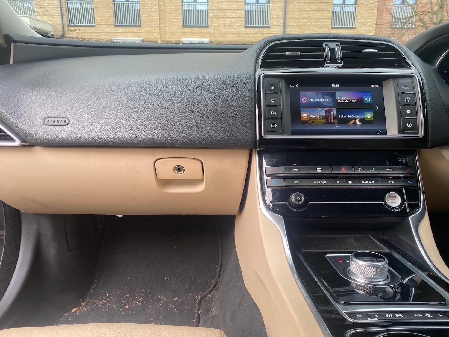 Used Jaguar XE 2016 for sale - 76655623: Photo 12