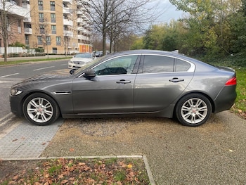 Used Jaguar XE 2016 for sale - 76655623: Photo