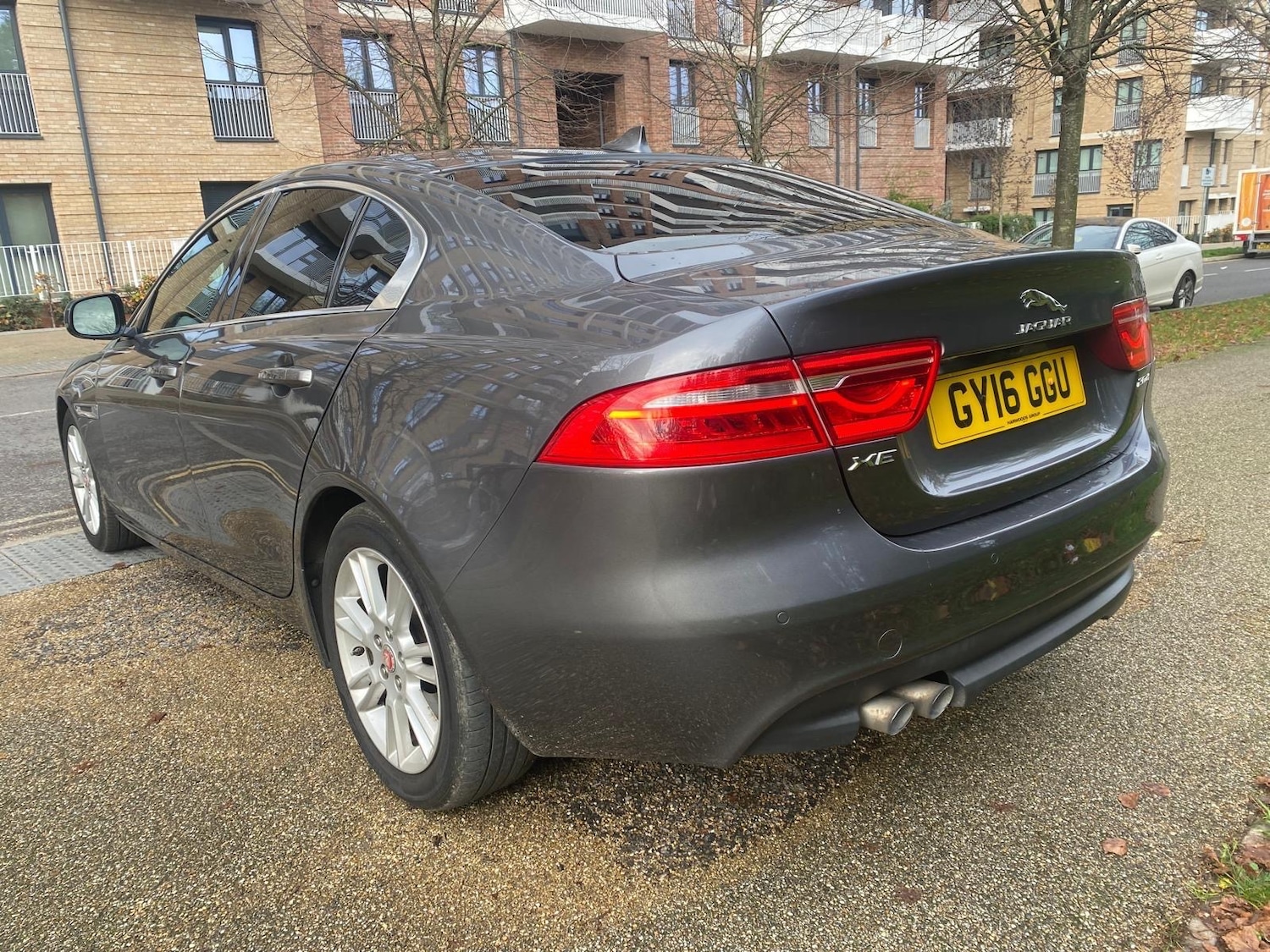 Used Jaguar XE 2016 for sale - 76655623: Photo 7
