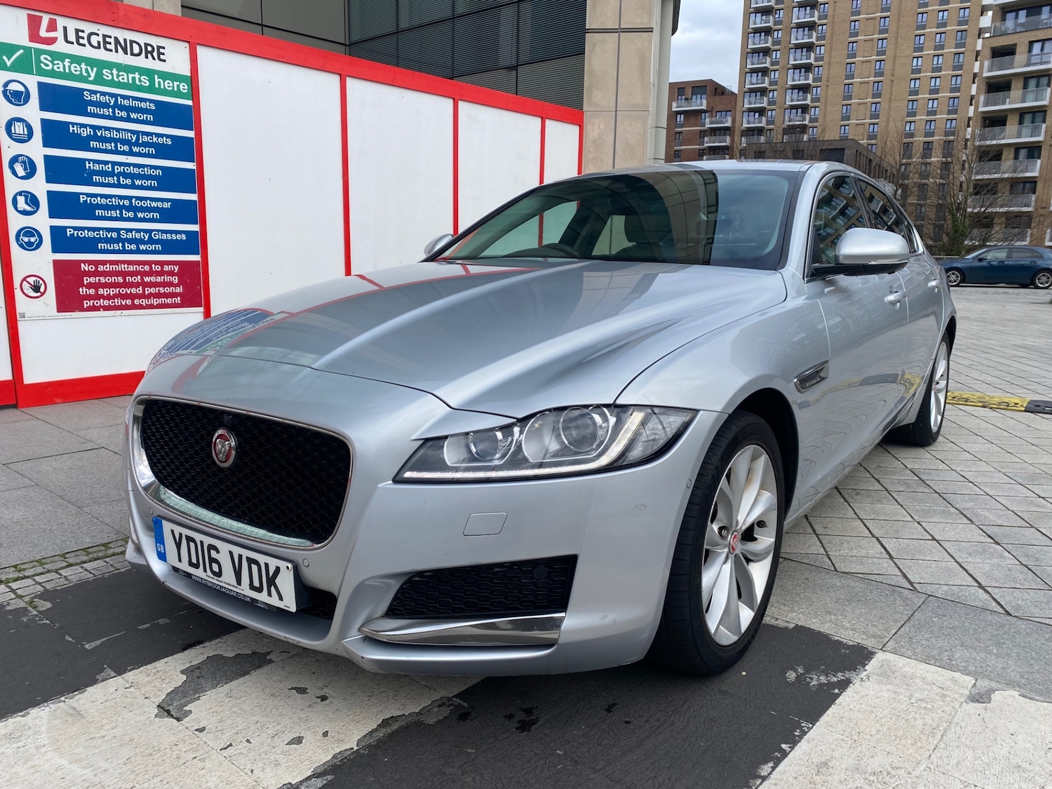 Used Jaguar XF 2016 for sale - 76612211: Photo 3
