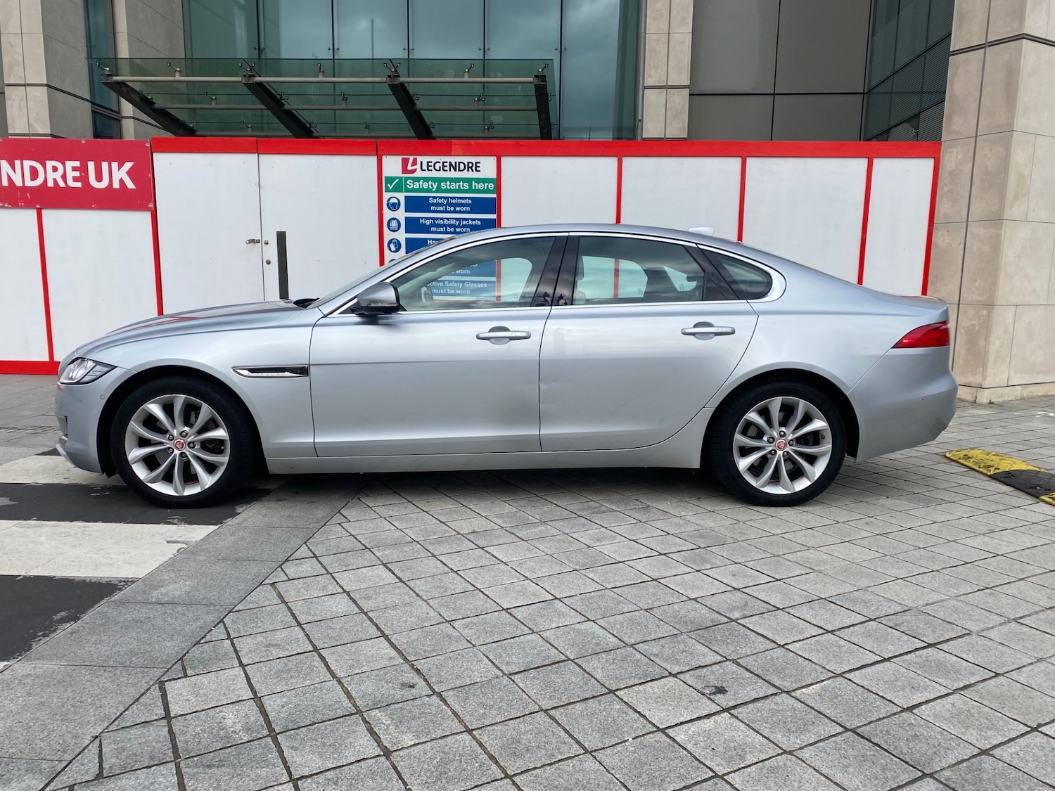Used Jaguar XF 2016 for sale - 76612211: Photo 6