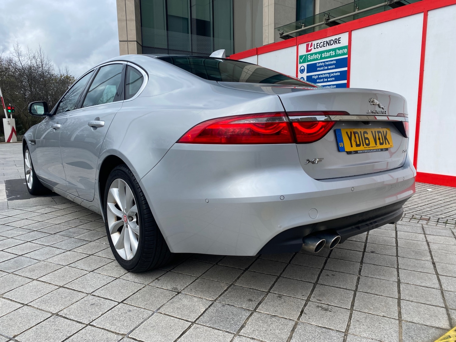 Used Jaguar XF 2016 for sale - 76612211: Photo 7