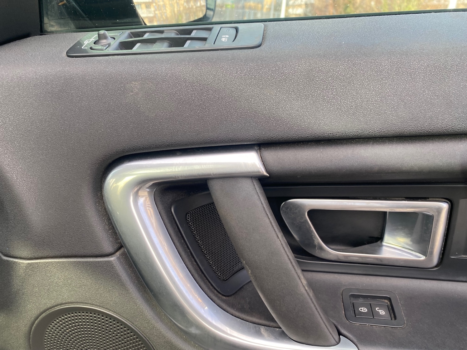 Used Land Rover Discovery Sport 2017 for sale - 77379493: Photo 25