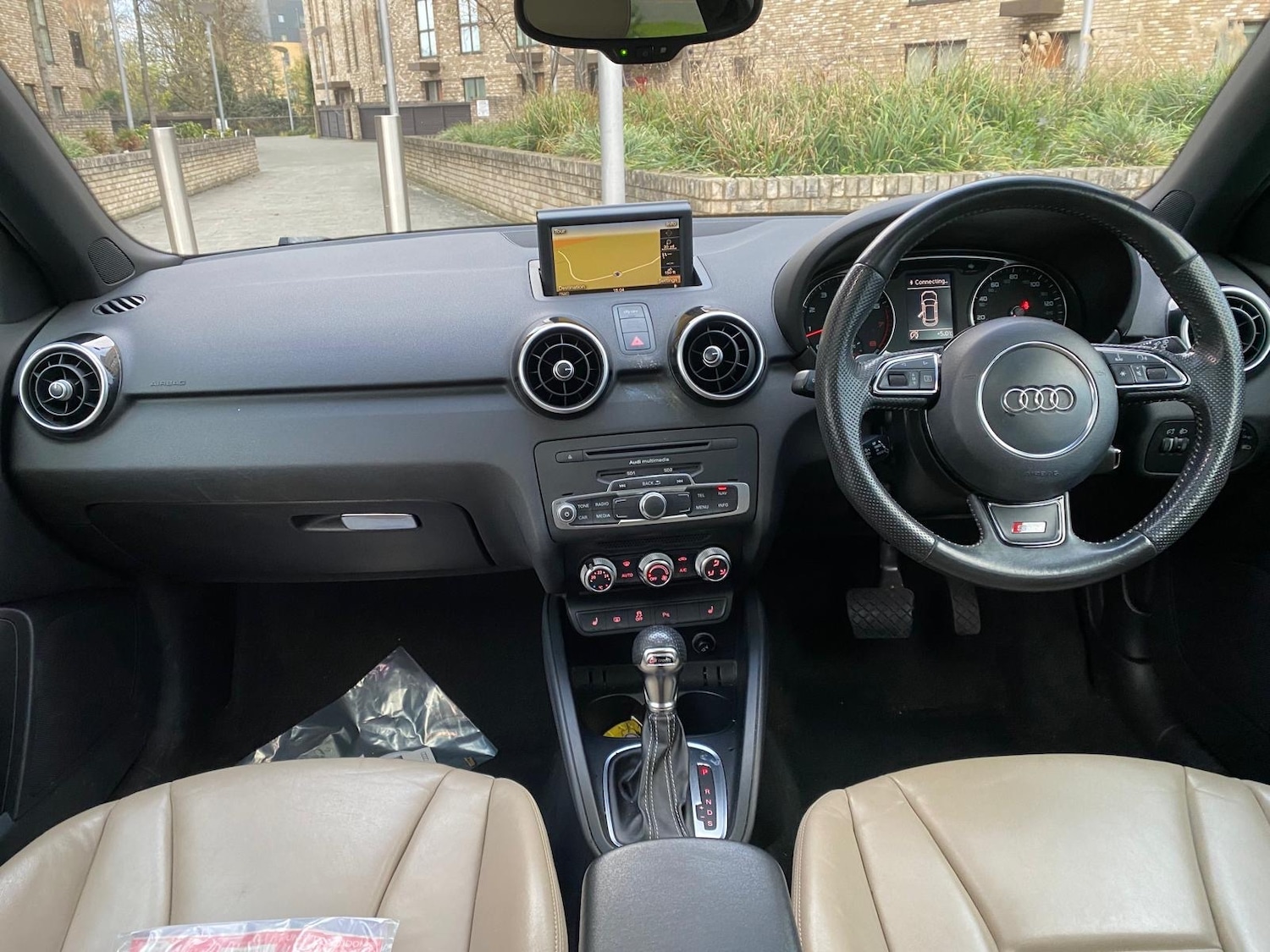 Used Audi A1 2013 for sale - 76653948: Photo 11