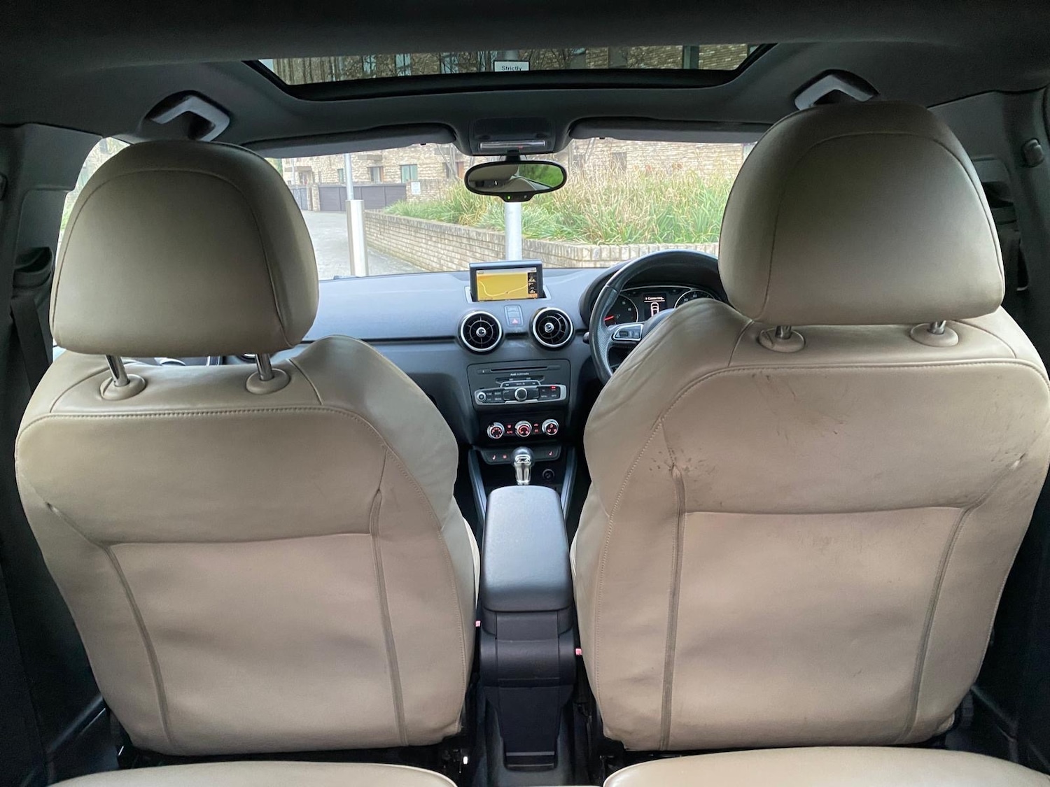 Used Audi A1 2013 for sale - 76653948: Photo 13