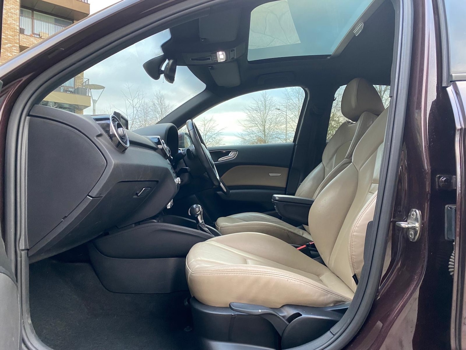 Used Audi A1 2013 for sale - 76653948: Photo 18