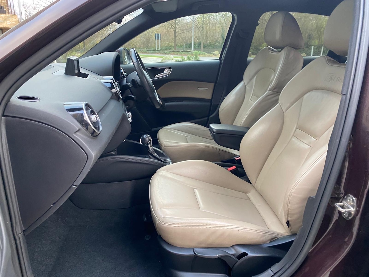 Used Audi A1 2013 for sale - 76653948: Photo 19