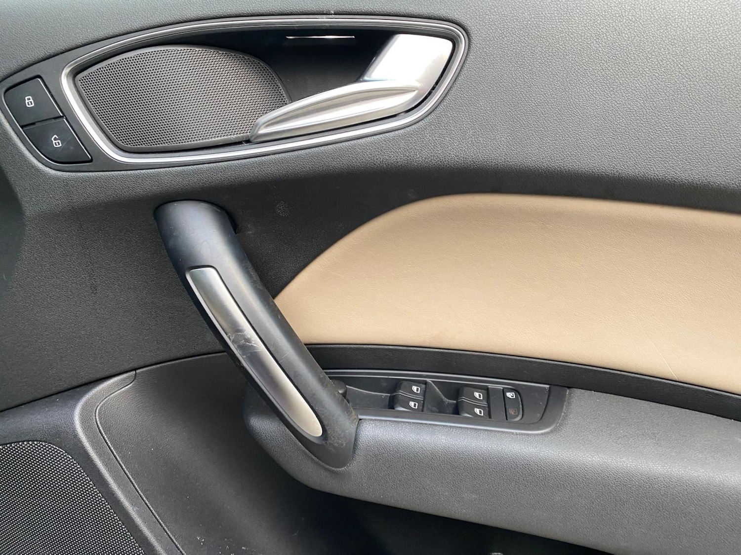 Used Audi A1 2013 for sale - 76653948: Photo 21