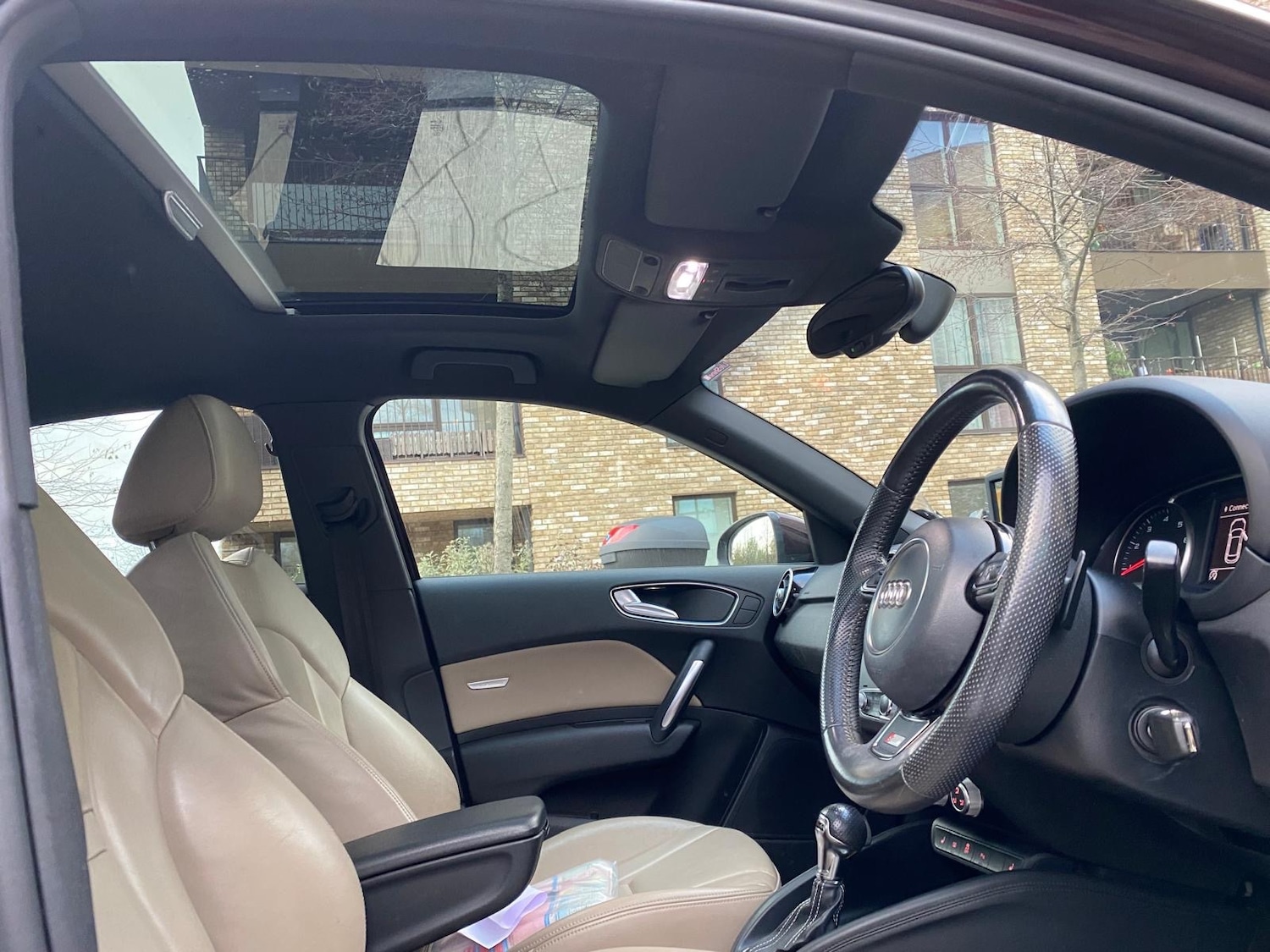 Used Audi A1 2013 for sale - 76653948: Photo 25