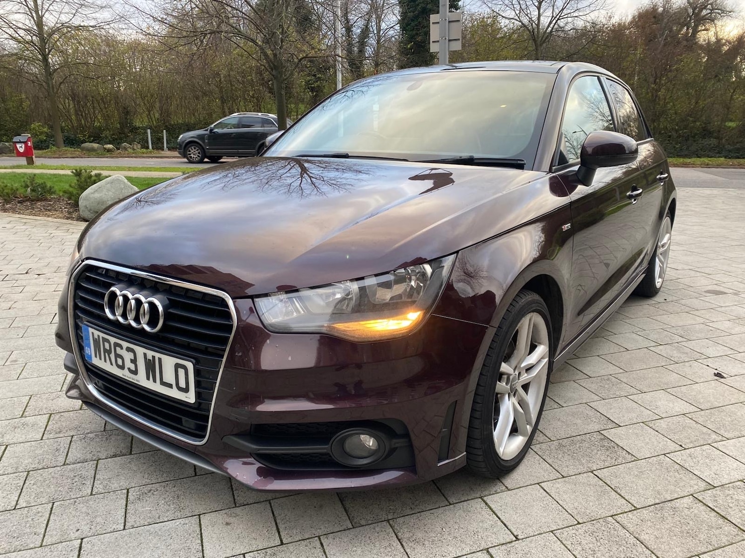 Used Audi A1 2013 for sale - 76653948: Photo 4