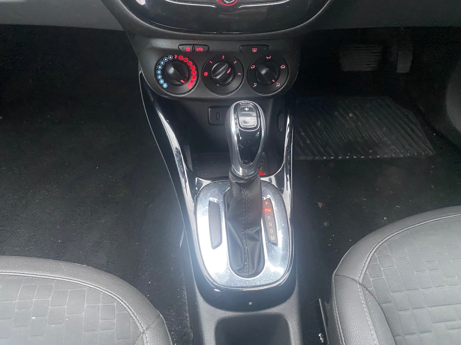 Used Vauxhall Corsa 2018 for sale - 76860101: Photo 14