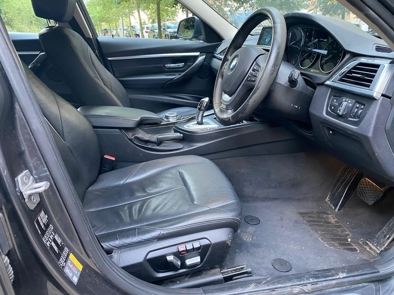 Used BMW 3 Series 2016 for sale - 76606013: Photo 21