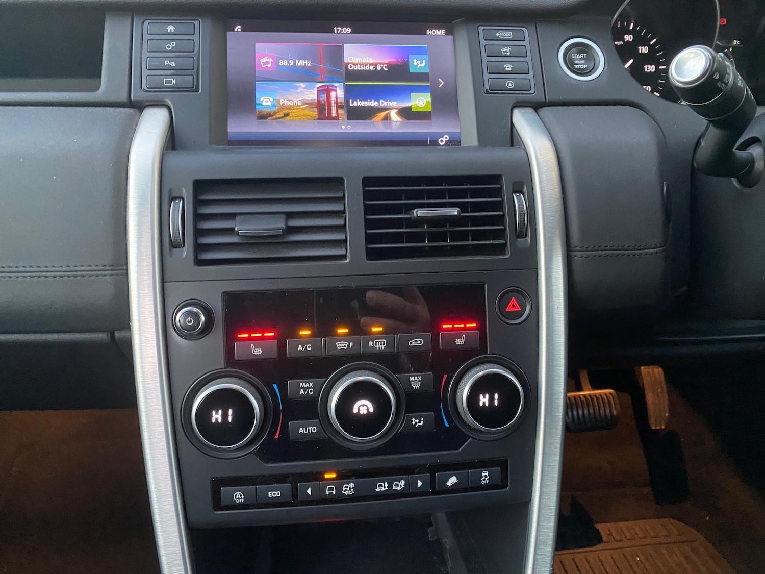 Used Land Rover Discovery Sport 2017 for sale - 76709796: Photo 15