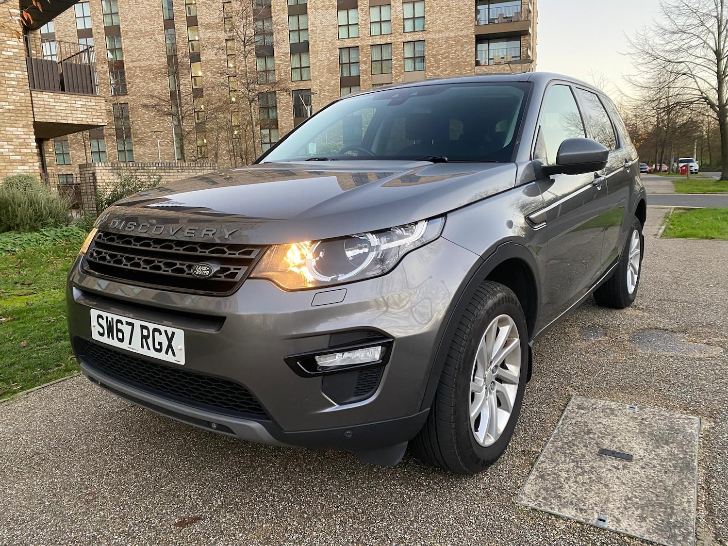 Used Land Rover Discovery Sport 2017 for sale - 76709796: Photo 5