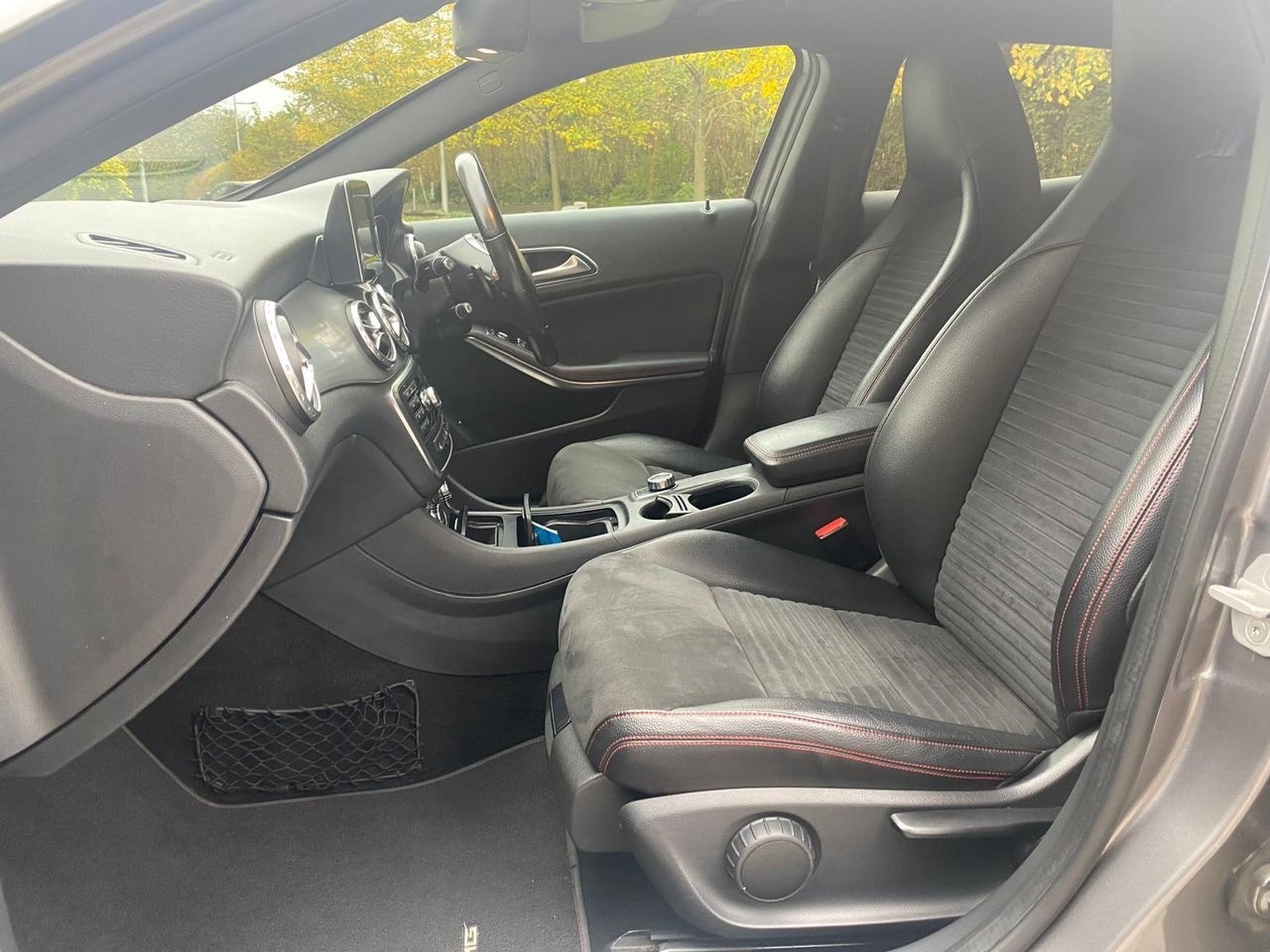 Used Mercedes-Benz GLA 2014 for sale - 76606008: Photo 17