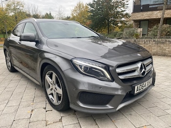 Mercedes-Benz - GLA