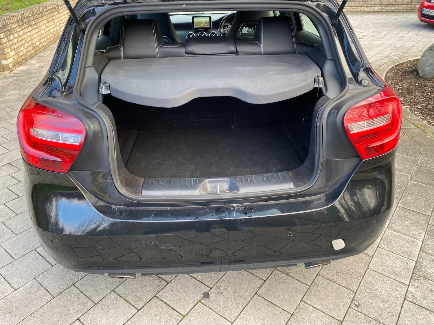 Used Mercedes-Benz A-Class 2013 for sale - 76638407: Photo 11