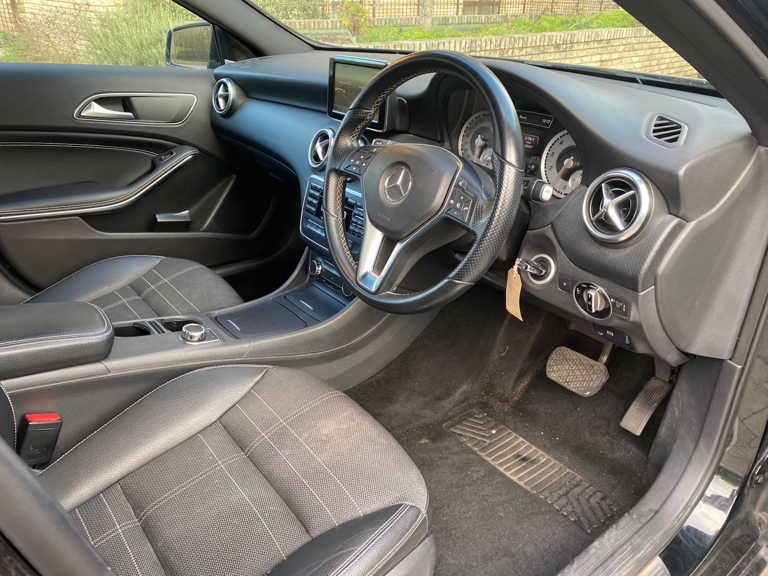 Used Mercedes-Benz A-Class 2013 for sale - 76638407: Photo 13