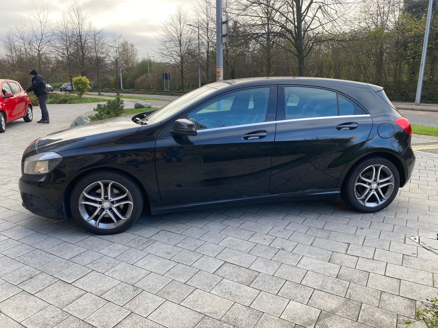 Used Mercedes-Benz A-Class 2013 for sale - 76638407: Photo 4