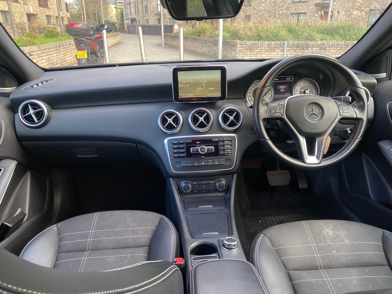 Used Mercedes-Benz A-Class 2013 for sale - 76638407: Photo 9