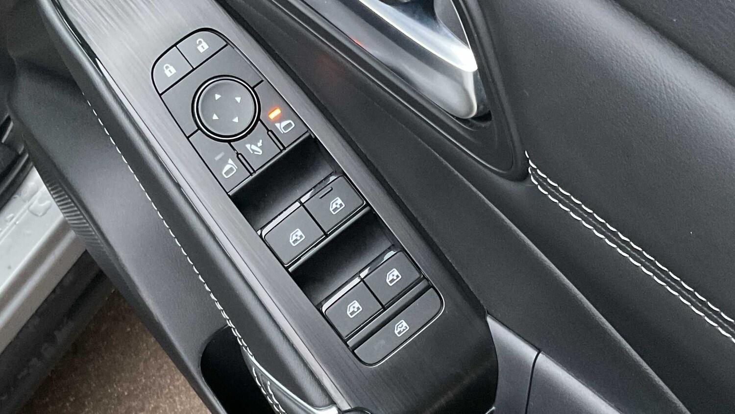 Used Nissan Qashqai for sale - 77861332: Photo 27