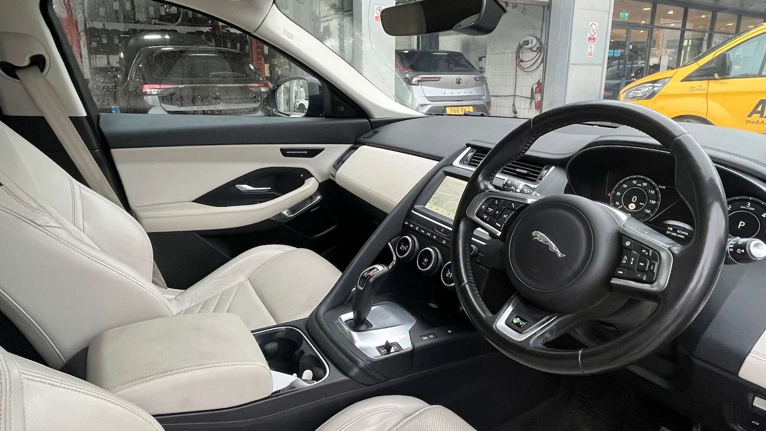 Used Jaguar E-Pace for sale - 77862463: Photo 8