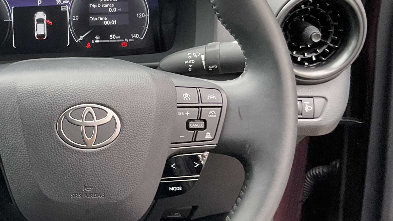 Used Toyota C-HR 2024 for sale - 77858848: Photo 19