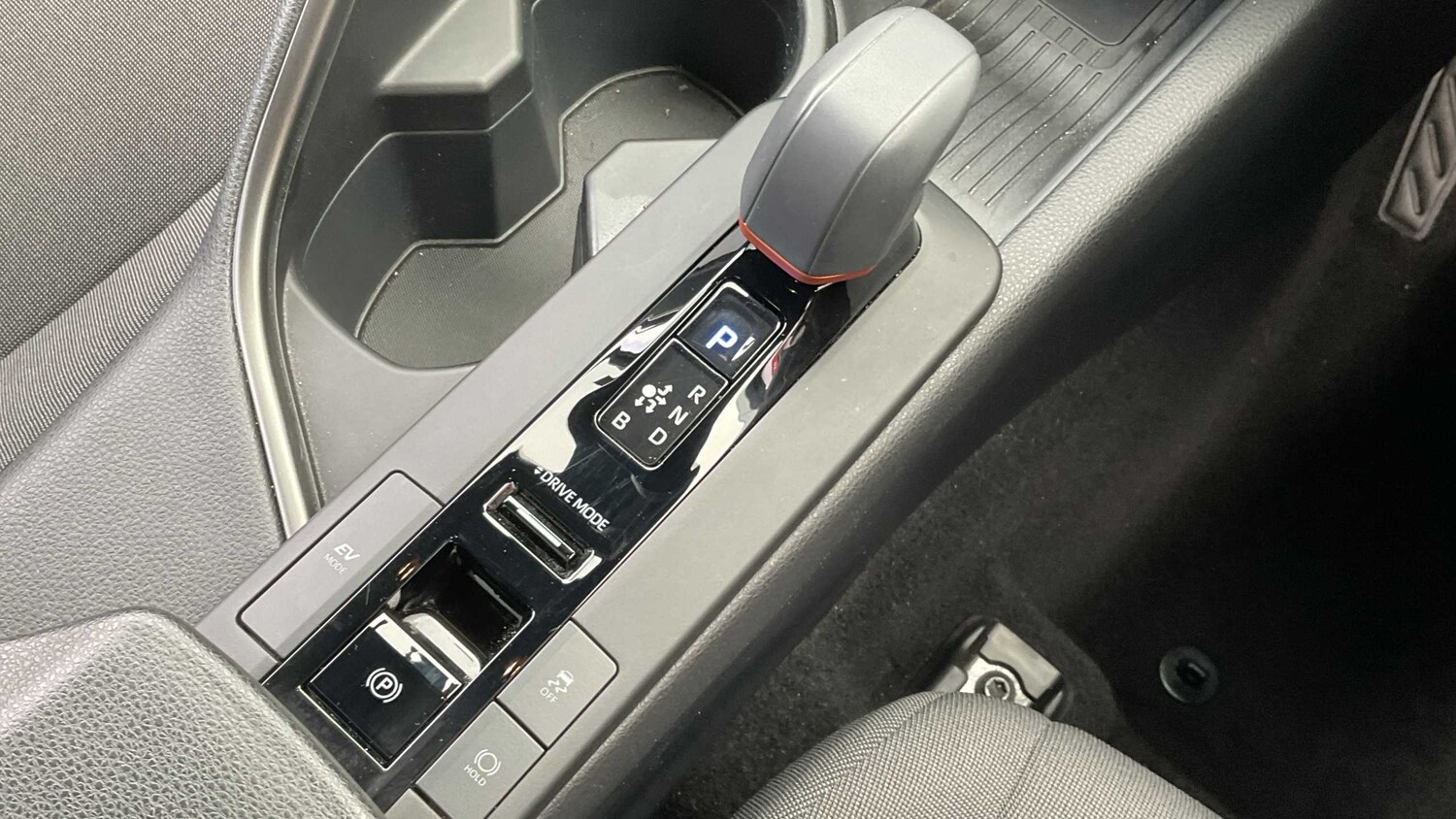 Used Toyota C-HR 2024 for sale - 77858848: Photo 26