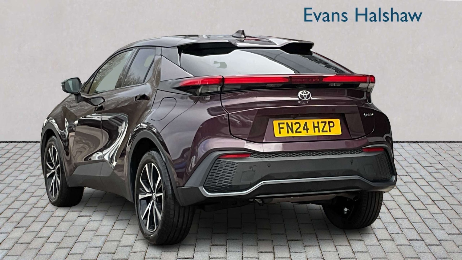 Used Toyota C-HR 2024 for sale - 77858848: Photo 3