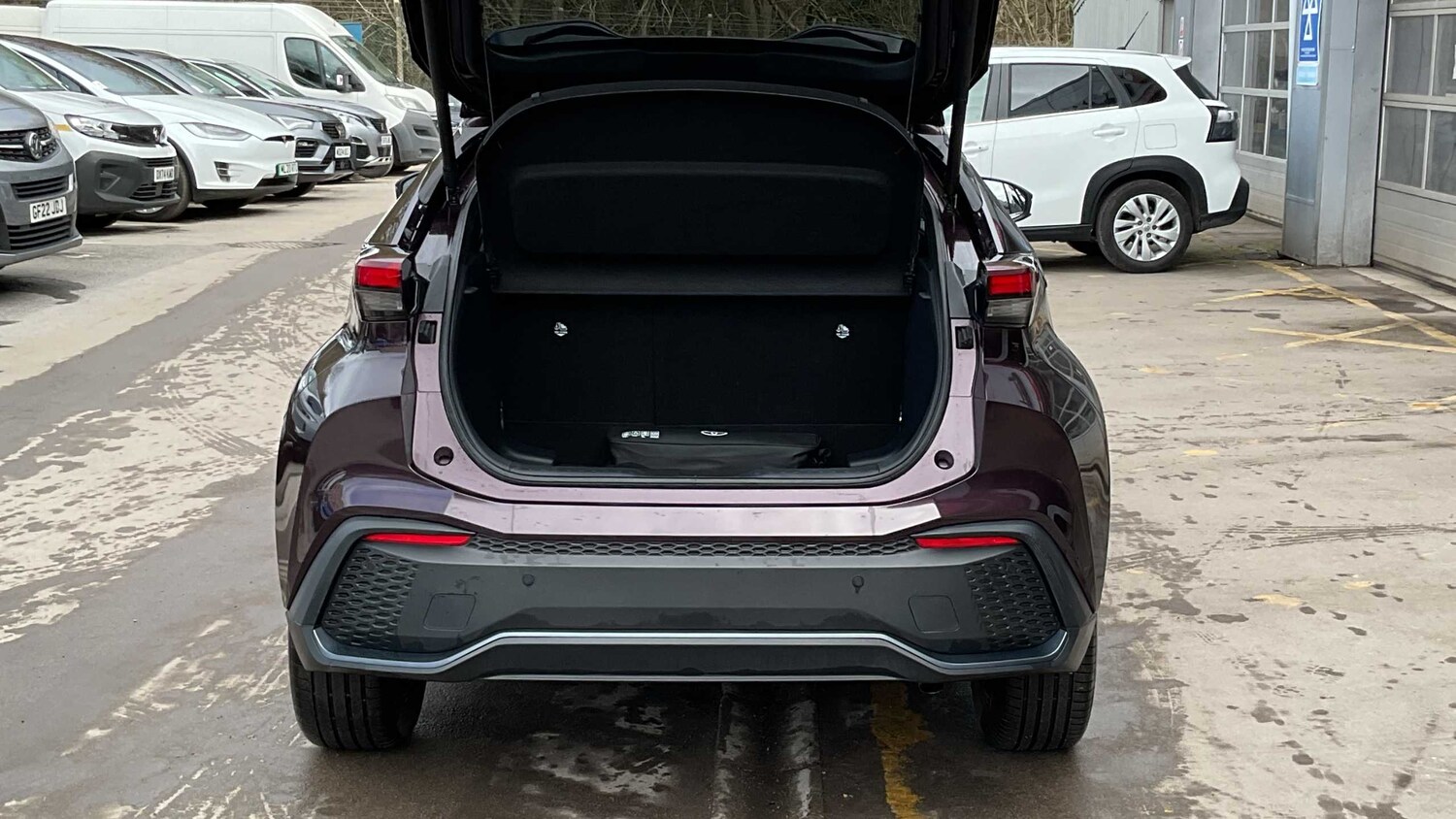 Used Toyota C-HR 2024 for sale - 77858848: Photo 31