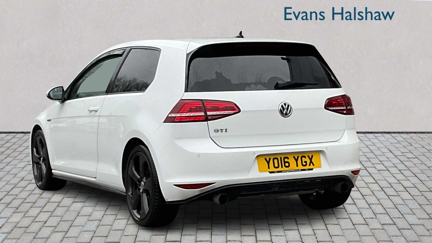 Used Volkswagen Golf 2016 for sale - 77943525: Photo 3