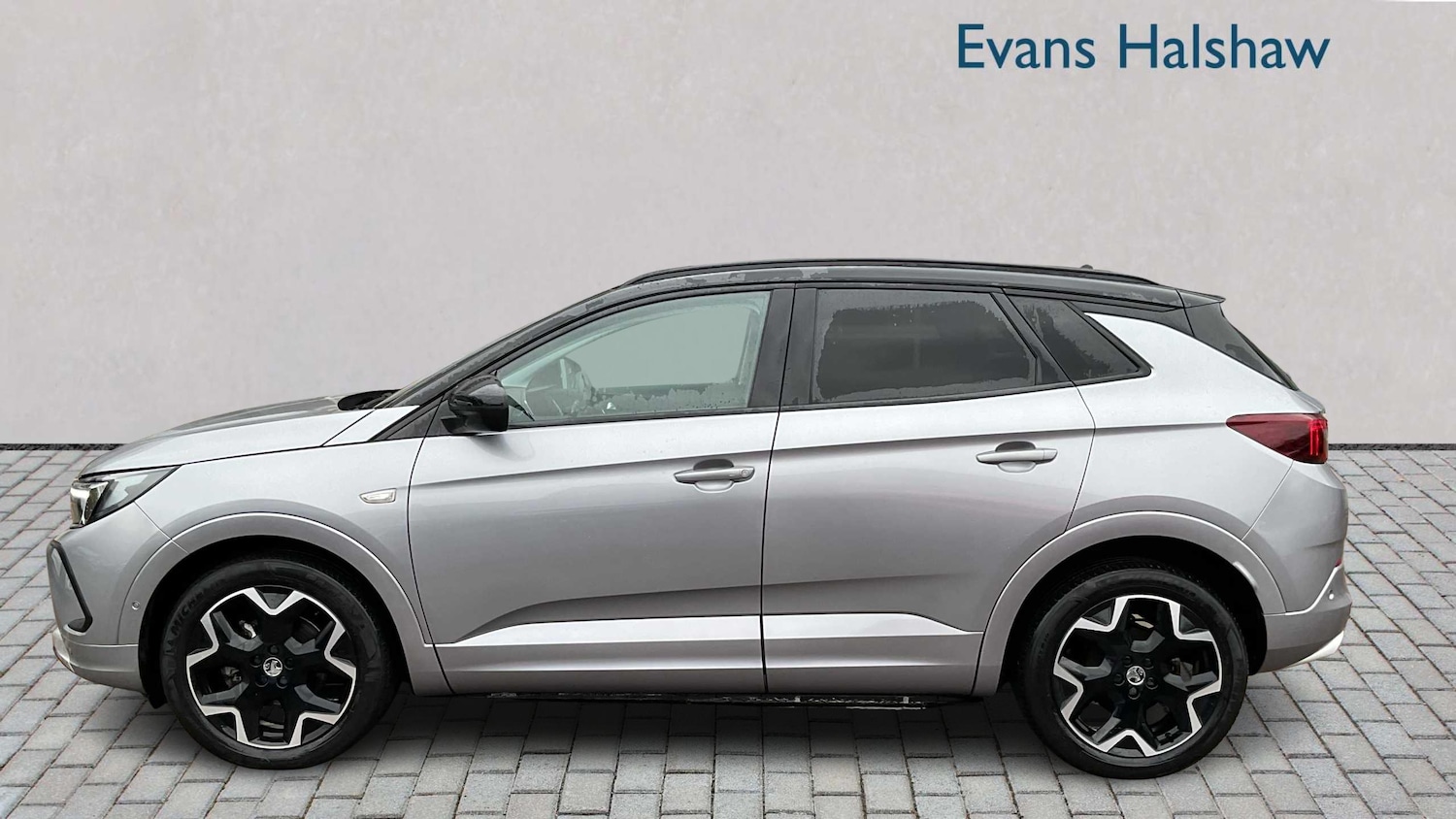 Used Vauxhall Grandland for sale - 77859909: Photo 4