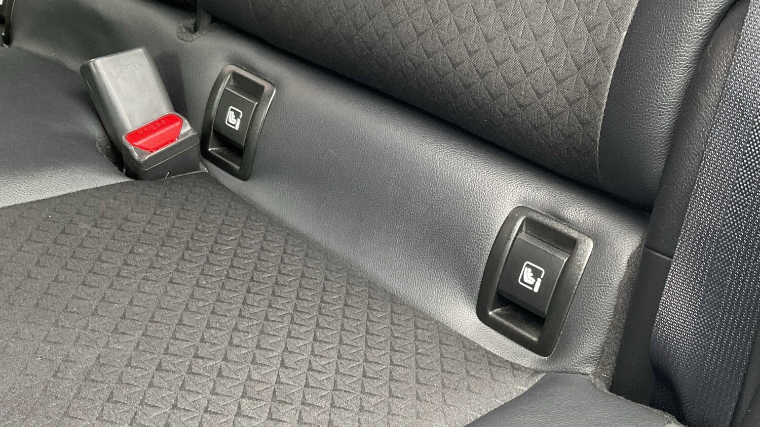 Used Nissan Juke 2022 for sale - 77859412: Photo 30