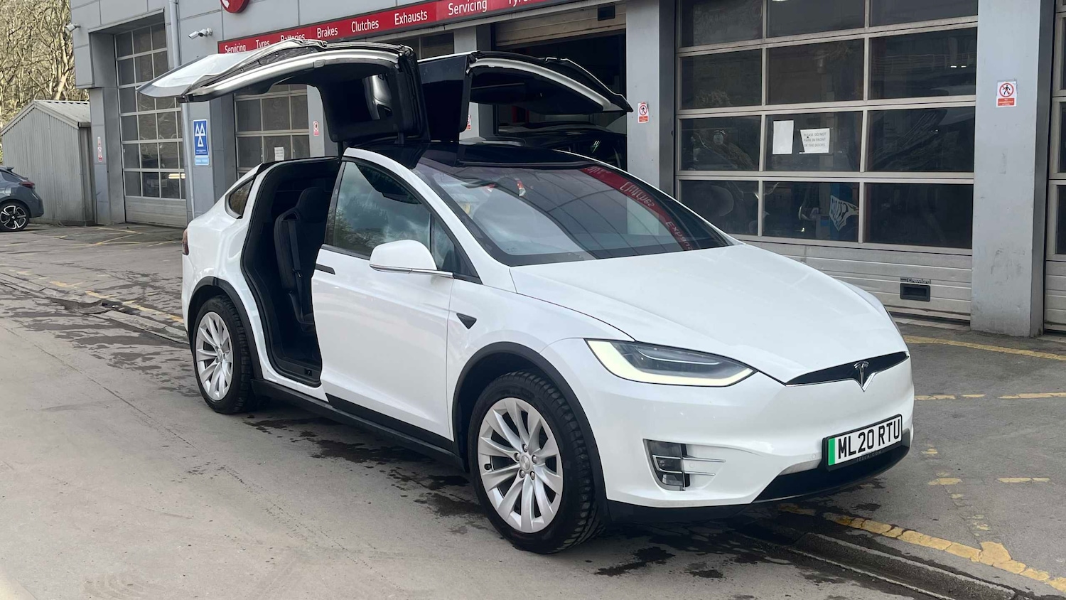 Used Tesla Model X 2020 for sale - 77860882: Photo 8