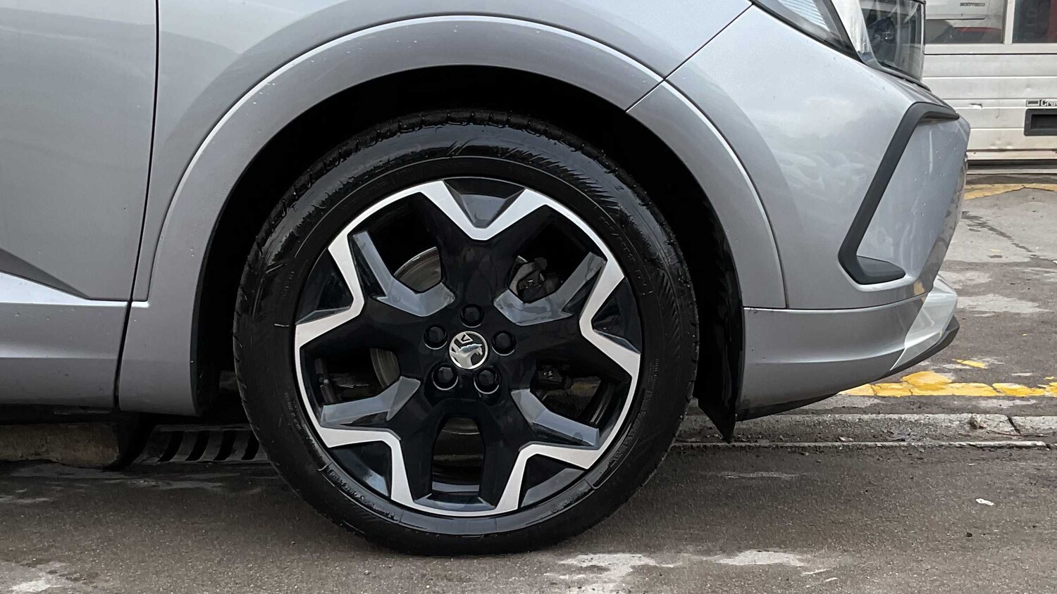 Used Vauxhall Grandland for sale - 77861847: Photo 8